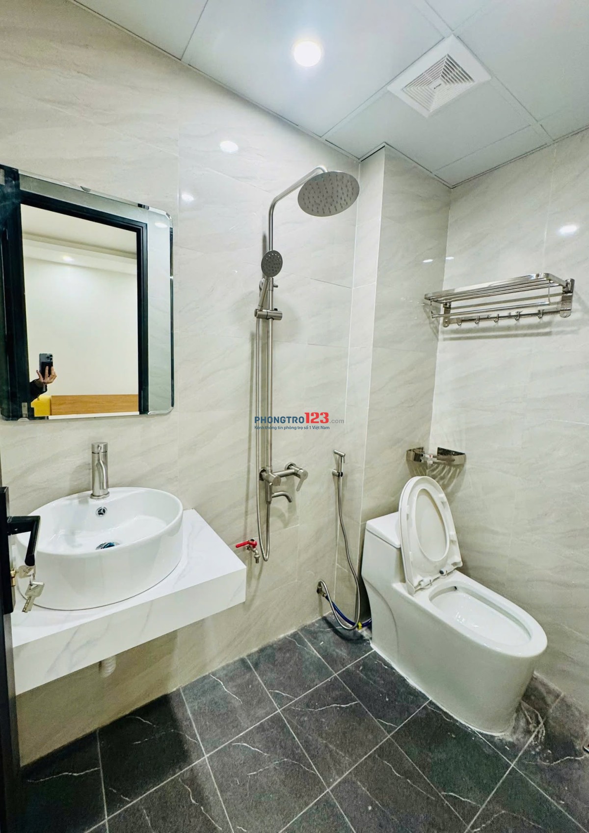 PASS PHÒNG KHÉP KÍN FULL ĐỒ TẠI MỄ TRÌ, NAM TỪ LIÊM, HÀ NỘI CHỈ HƠN 4TR/ THÁNG