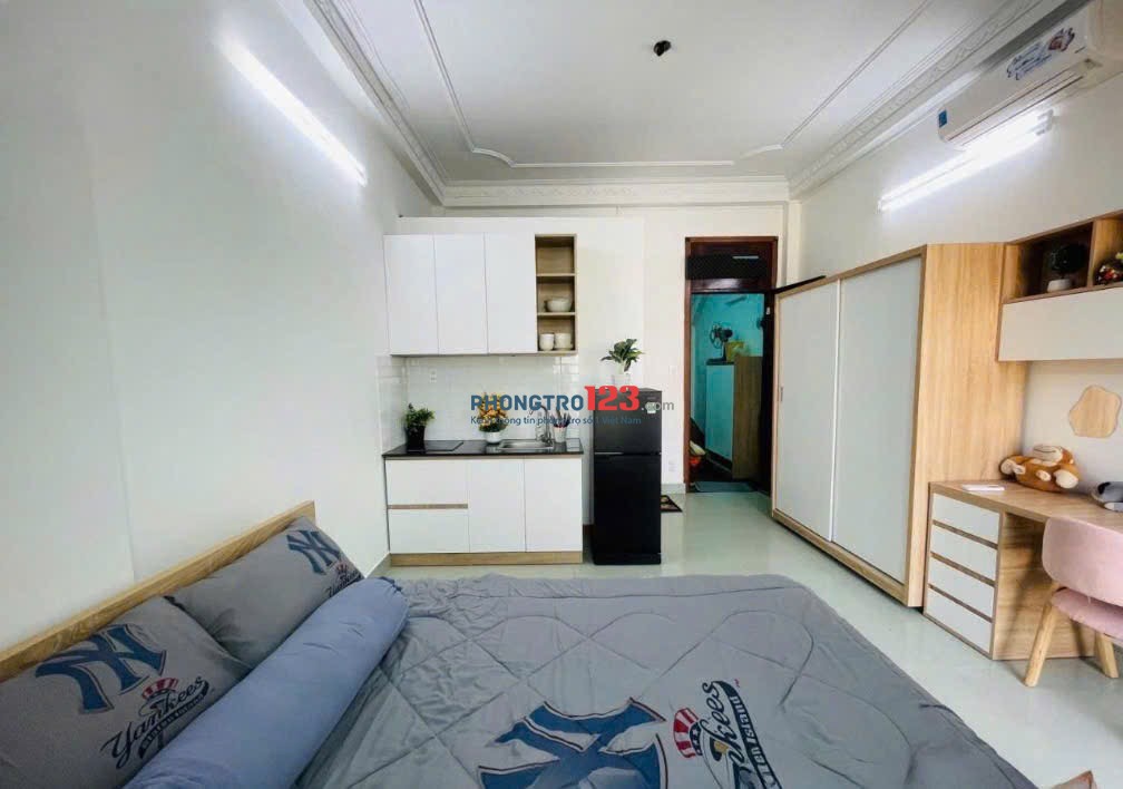 CHO THUÊ STUDIO BAN CÔNG VIEW THOÁNG – CMT8, QUẬN 10Full nội thất • Nhà mới • Ở ngay