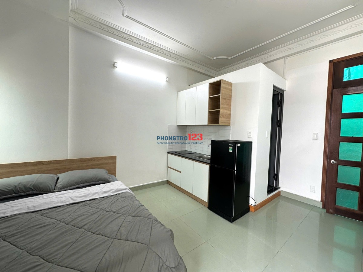 CHO THUÊ STUDIO BAN CÔNG VIEW THOÁNG – CMT8, QUẬN 10Full nội thất • Nhà mới • Ở ngay