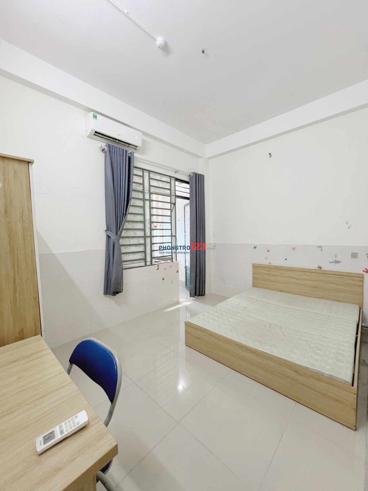 Phòng tách bếp dưới cầu vượt Hoàng Hoa Thám Tân Bình