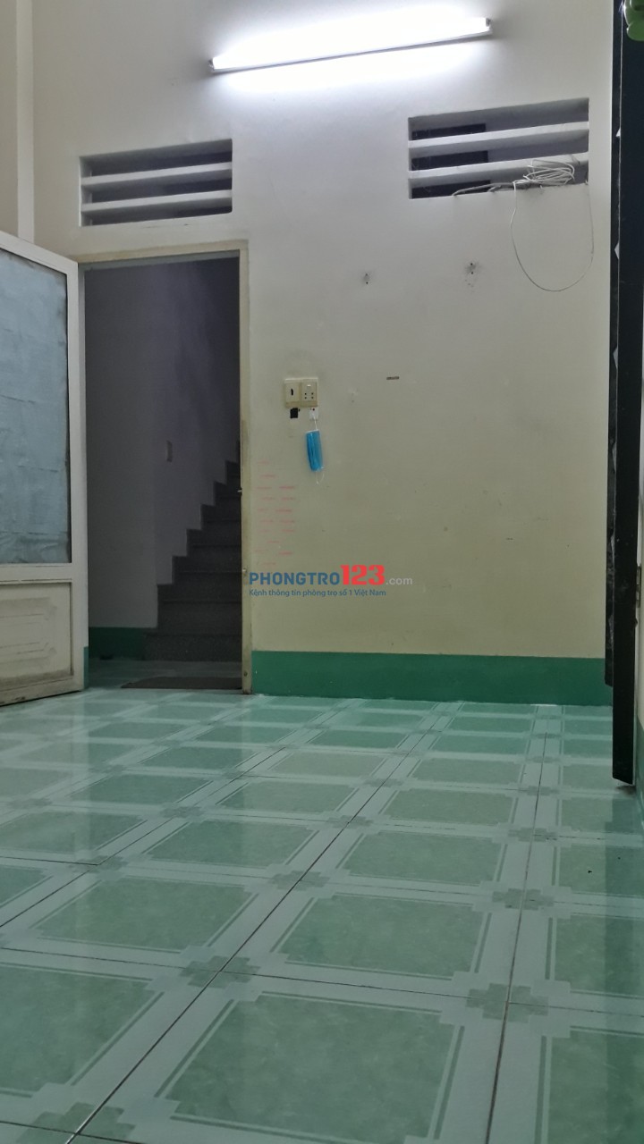 Phòng trọ giá rẻ gần KCX Tân Thuận, có gác, an ninh, sạch đẹp, yên tĩnh