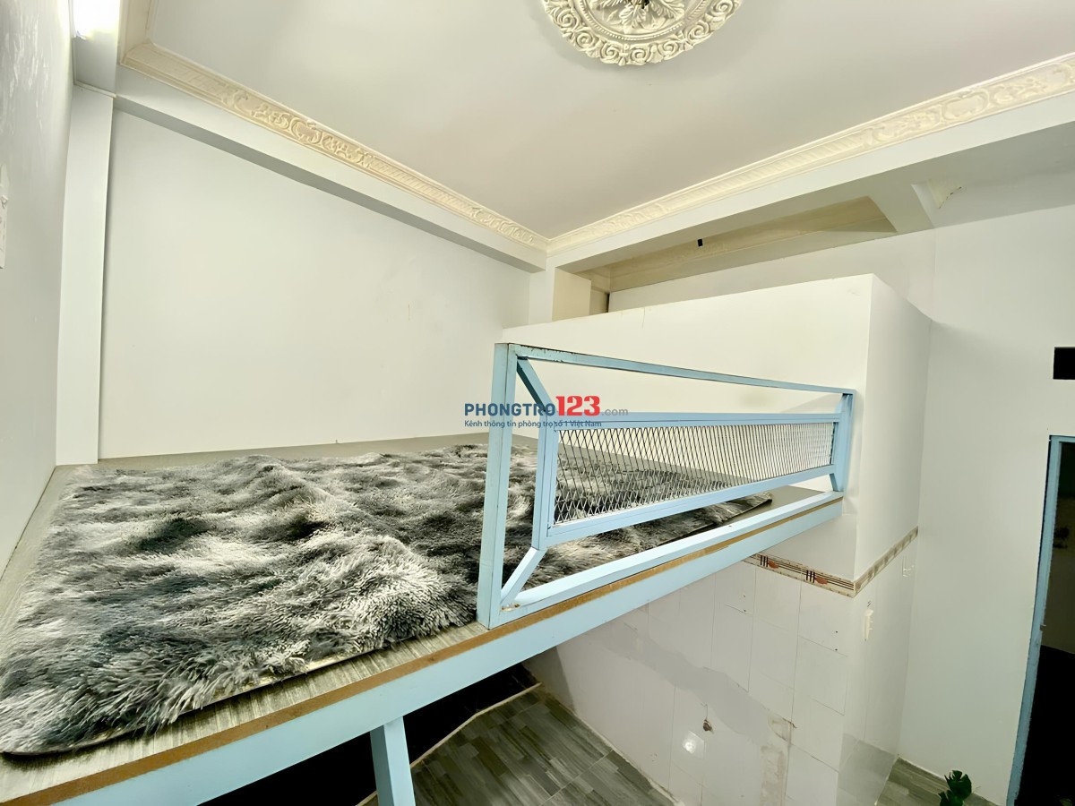 Phòng gác rộng, lầu trệt, Cách ĐH Gia Định 500m- ĐH CÔNG NGHIỆP - ĐH Văn Lang CS3