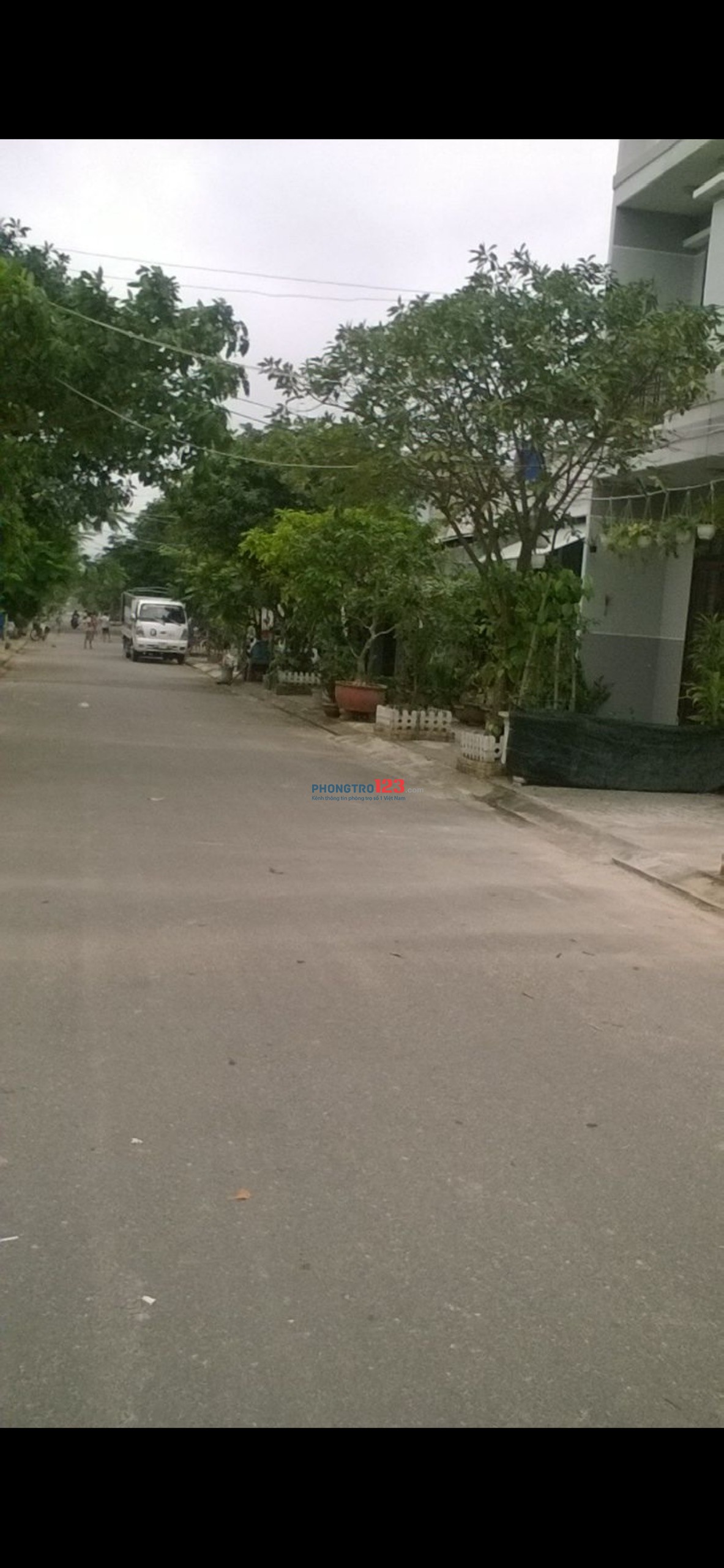 Nhà cấp 4 nguyên căn, diện tích 5x20, giá 5.2 triệu/tháng