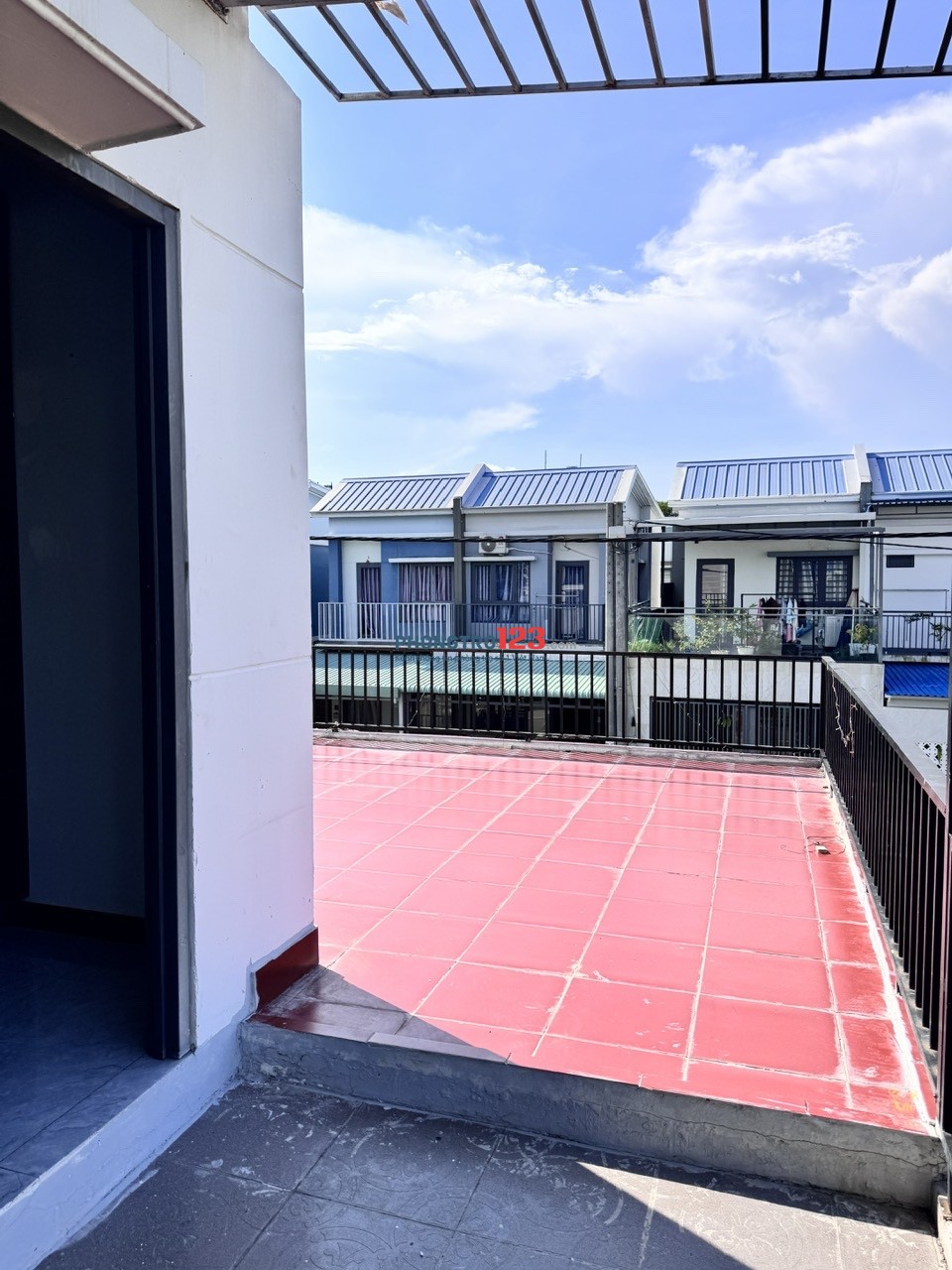  CHO THUÊ PHÒNG 3tr5 bao điện nước gần trường Việt Đức