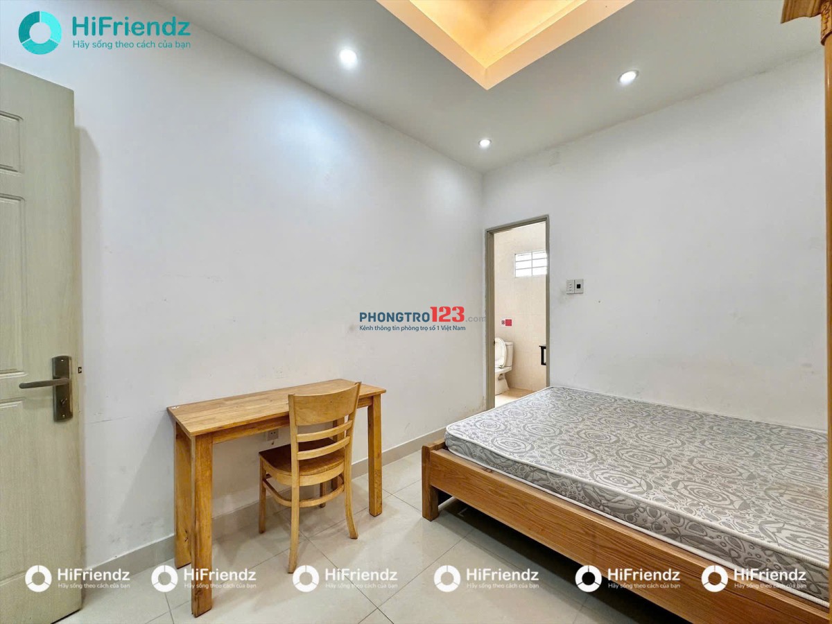 Full Nội Thất - Nguyễn Hồng Đào - Bàu Cát - giá chỉ 3.9 triệu