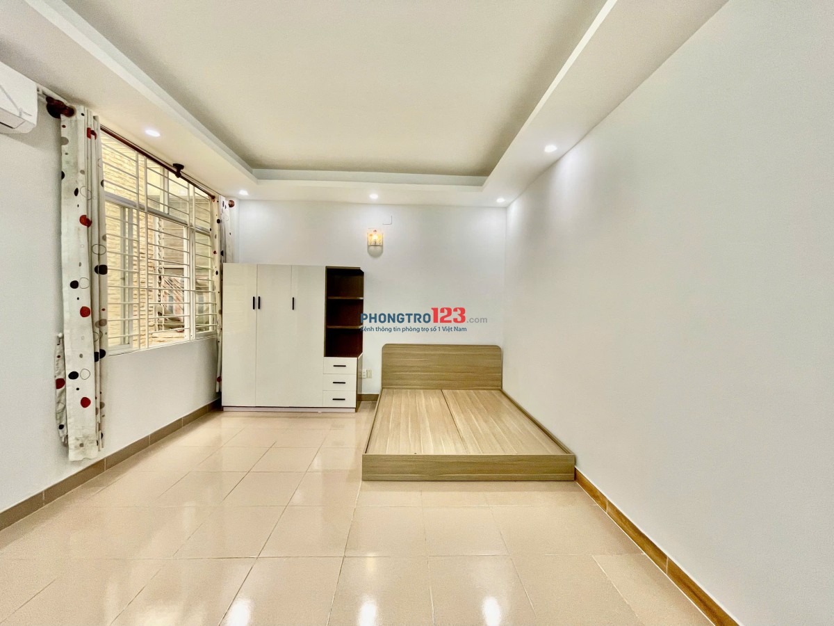 Khai trương phòng ban công lớn, full NT – Ung Văn Khiêm, Bình Thạnh gần HUTECH, UEF, FTU, UTH, UEF