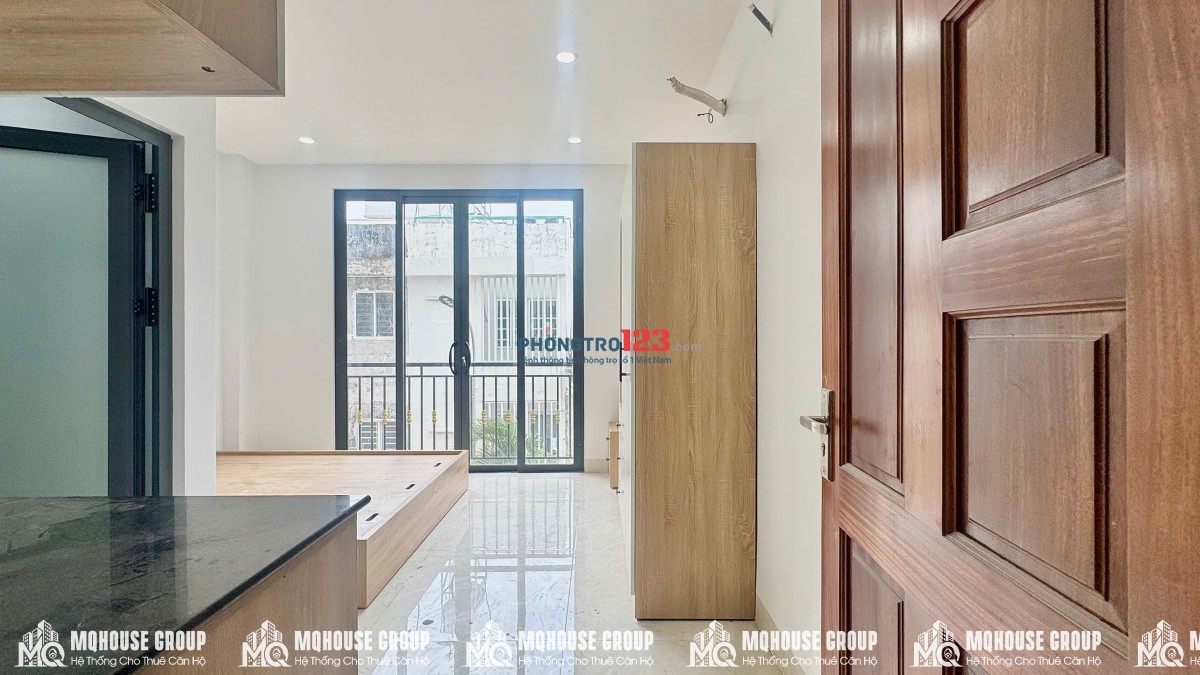 Khai trương tòa nhà Hầm Xe - Thang Máy XVNT gần nhiều Đại Học Hutech - UEF - Hàng Xanh - Bình Thạnh