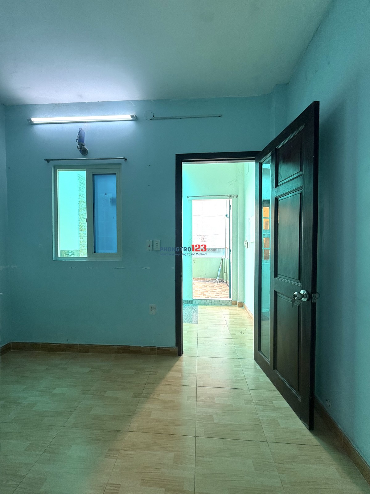 Cho thuê phòng có nội thất cơ bản