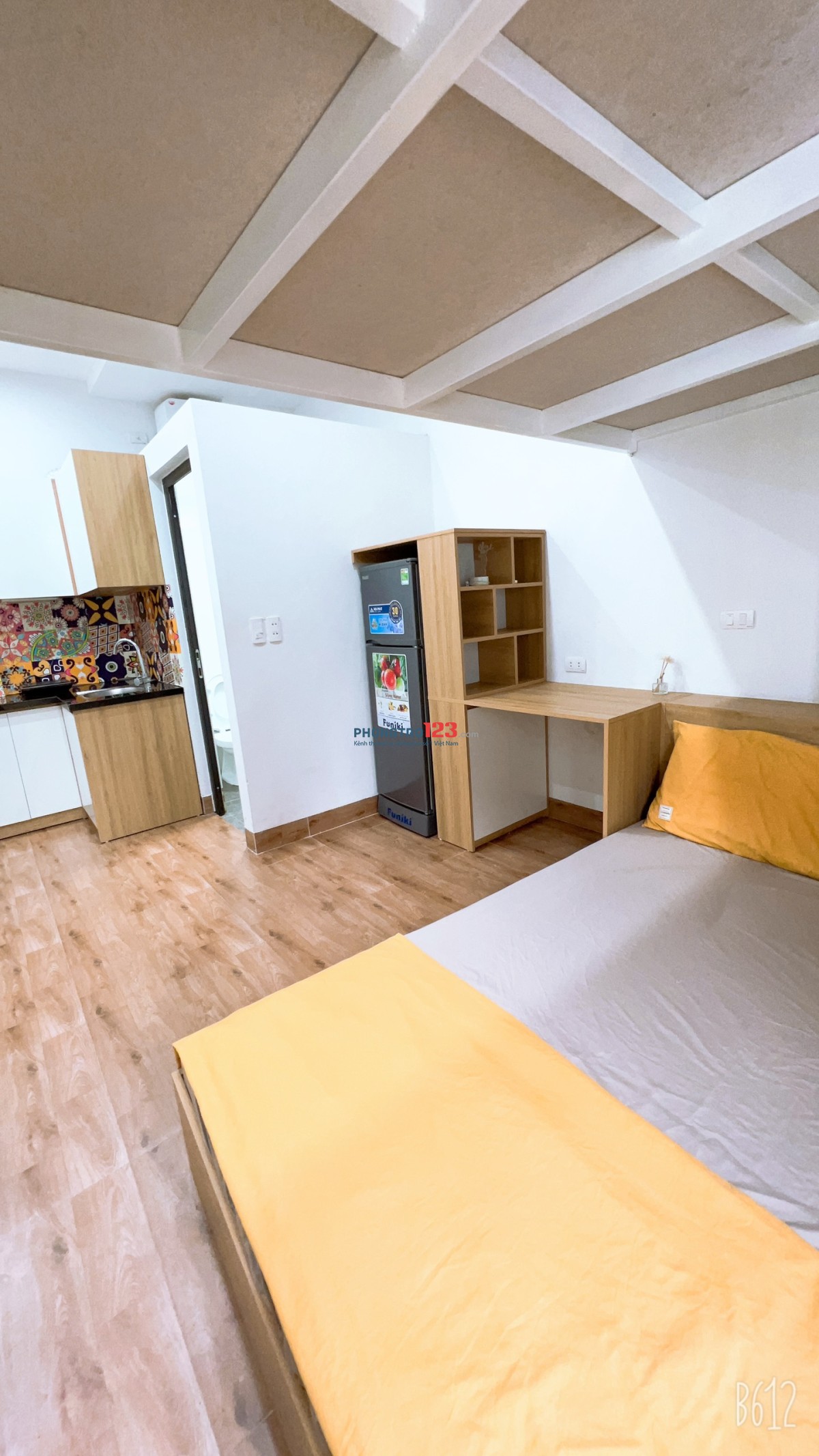 Cho thuê CCMN Full đồ, 2 cửa sổ, 2 ngủ ngõ 21 Lê Văn Lương