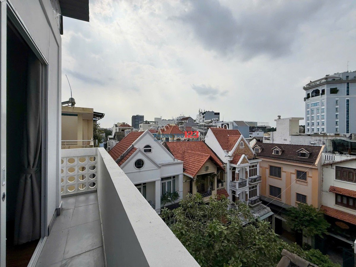 CĂN HỘ BAN CÔNG FULL NỘI THẤT - SÁT Q1 vs SÂN BAY, GẦN ĐH KINH TẾ, SƯ PHẠM, VĂN LANG, CÔNG NGHỆ...
