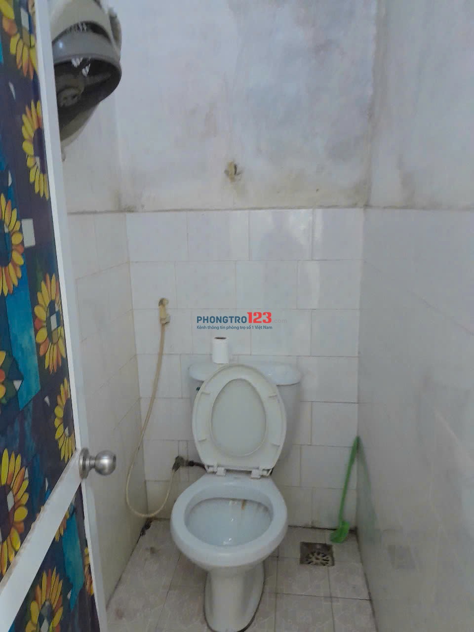 Cho thuê nhà cấp 4, có sân vườn, nhà kho, khu chăn nuôi