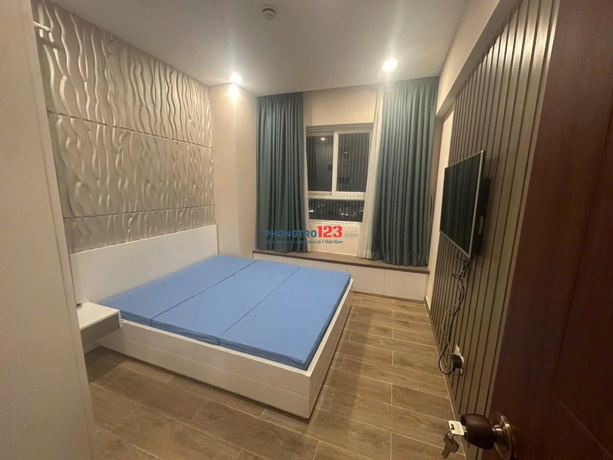Căn 115m2,3p ngủ- Nội thất- Carillon 1- Hoàng Hoa Thám- Tân Bình giá 15tr/th
