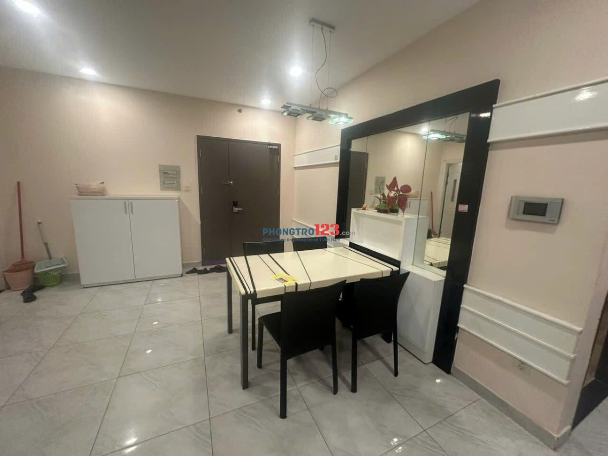 Căn 115m2,3p ngủ- Nội thất- Carillon 1- Hoàng Hoa Thám- Tân Bình giá 15tr/th