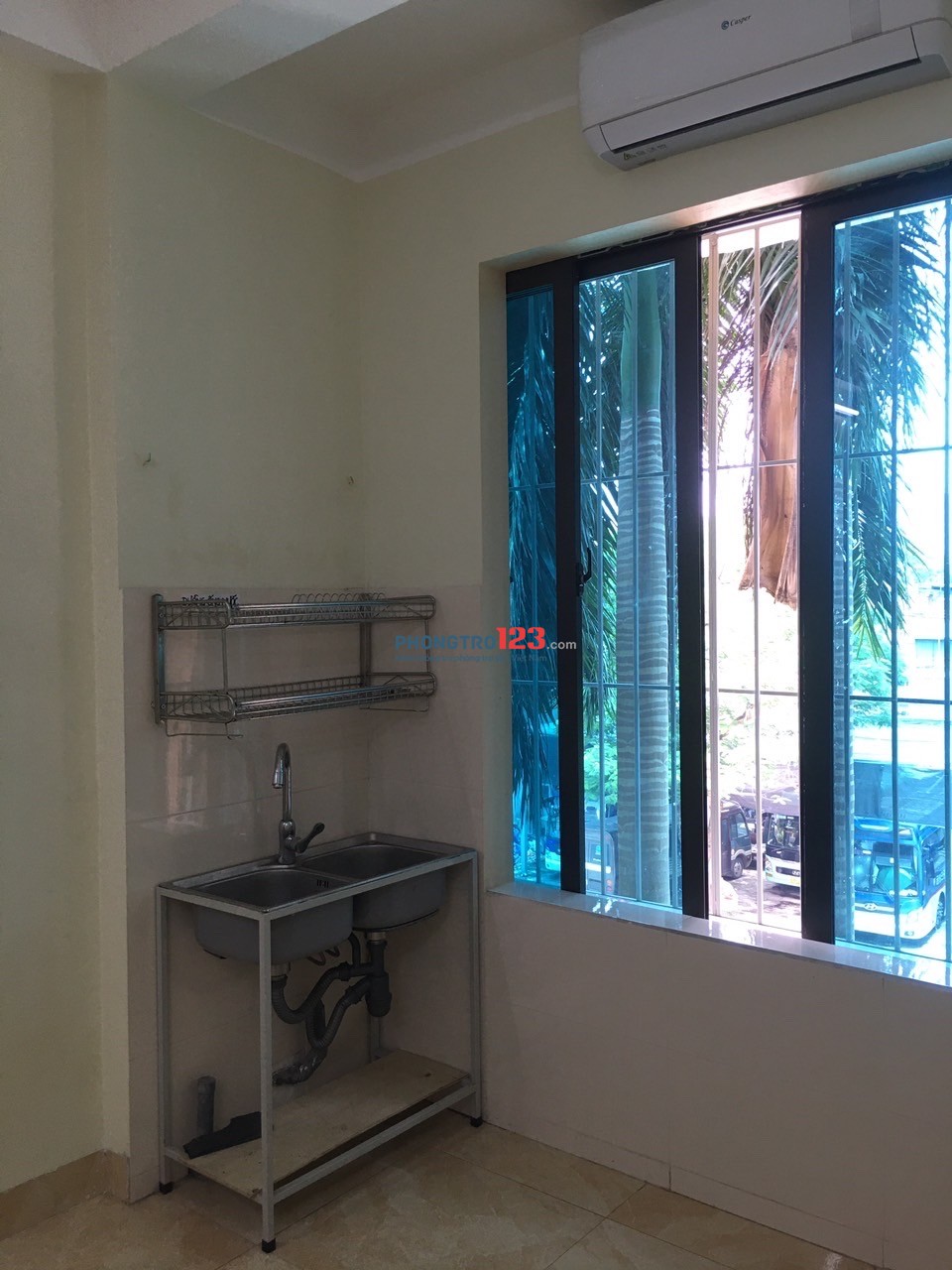 Phòng trọ 30m^2 khép kín Cầu Diễn