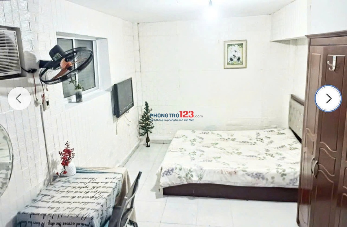 Mã B01 4tr5 phòng trệt 25m2 cửa sổ. Nội thất đầy đủ. Hẻm xe hơi lớn. Tòa nhà 118/xx Trần Quang Diệu