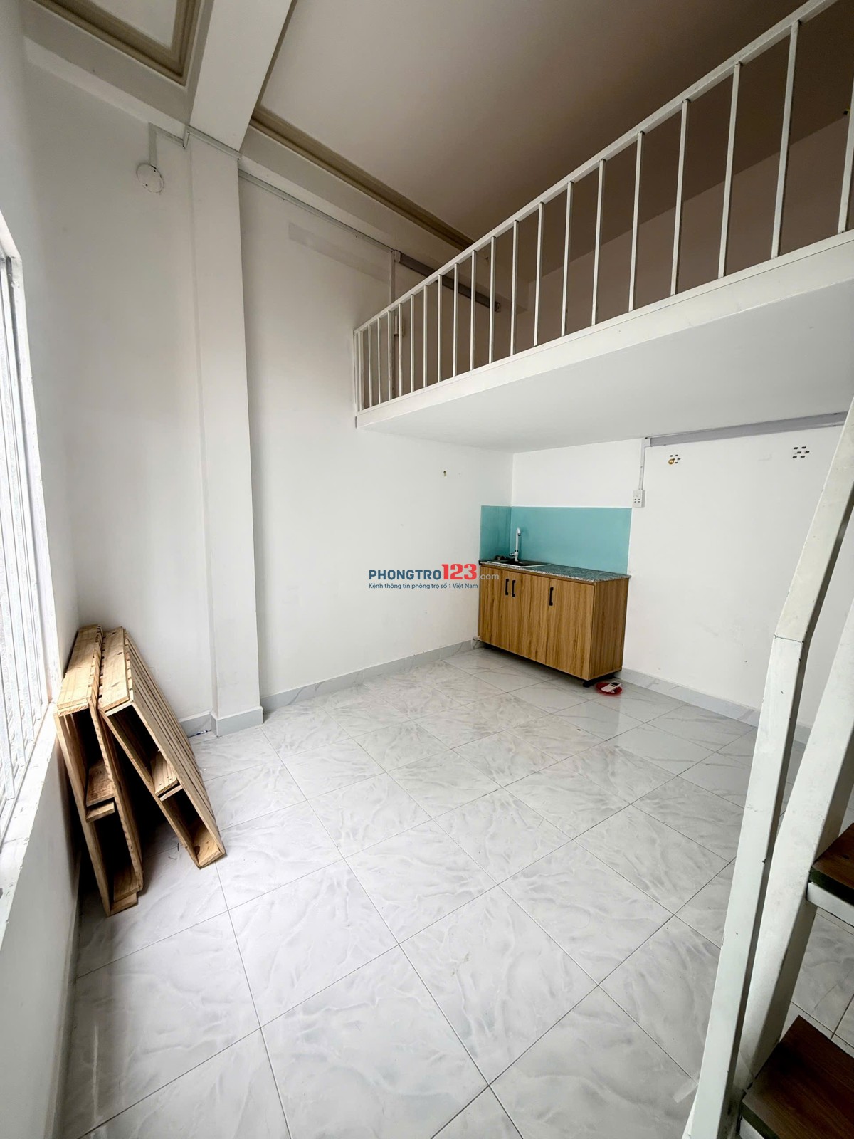 Phòng Duplex cửa sổ lớn thoáng mát, trung tâm Phú Nhuận giáp Quận 1