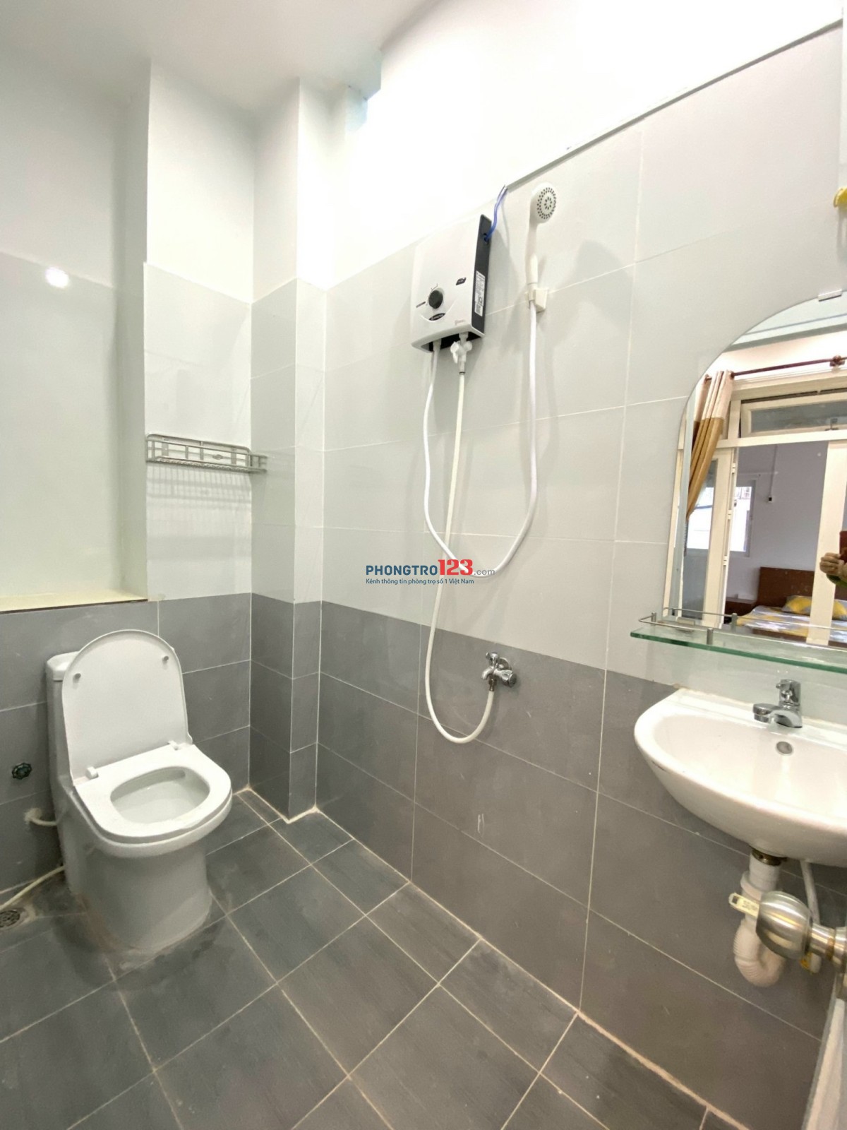 CĂN HỘ FULL NỘI THẤT TÁCH BẾP - NGUYỄN TRỌNG TUYỂN PN - GẦN SÂN BAY ĐH MỞ, ĐH KINH TẾ, ĐH VĂN LANG..