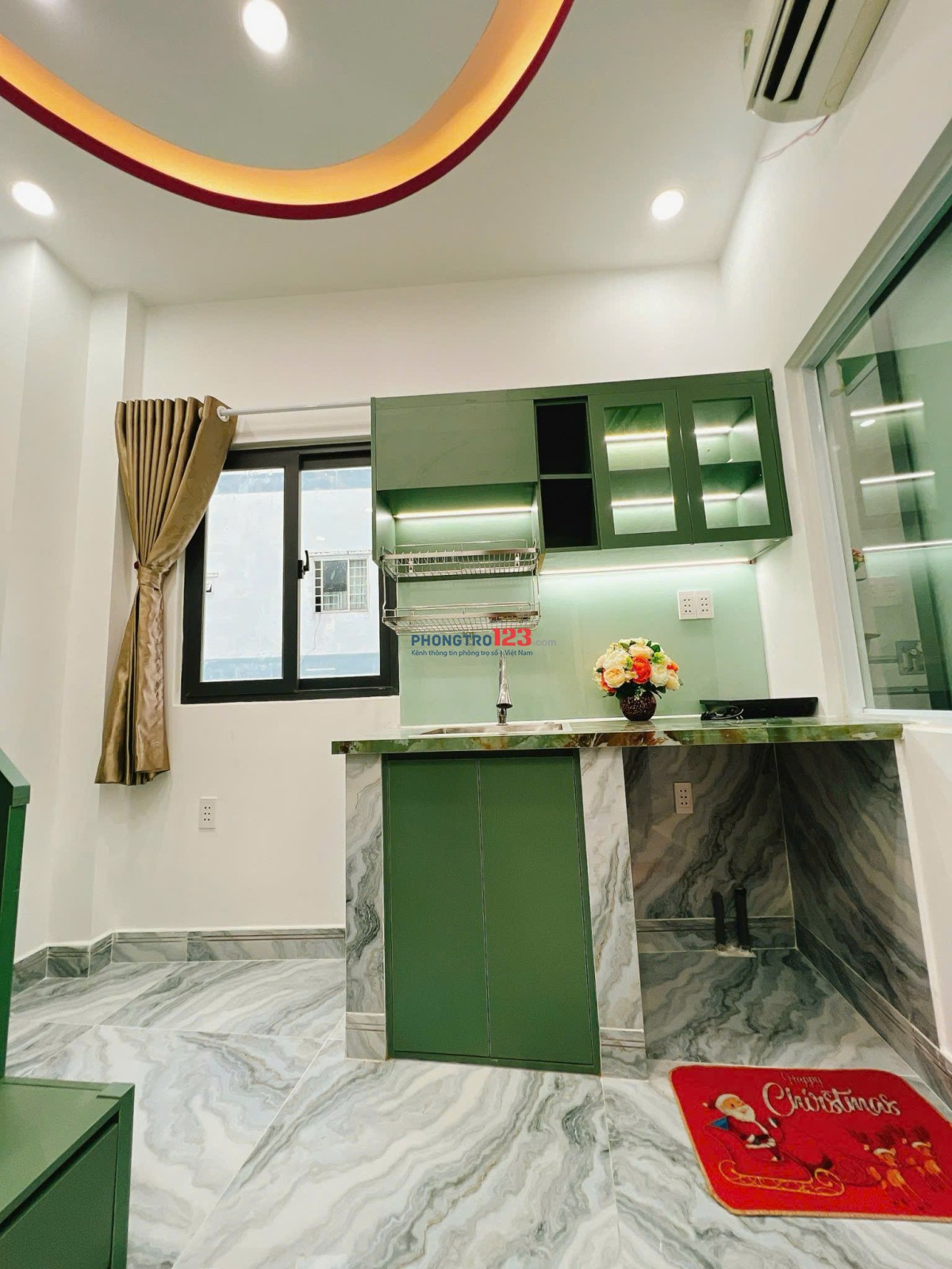 * Cho Thuê CHDV Cao Cấp Âu Dương Lân Q8. (30m2), Full THANG MÁY, WC RIÊNG, GIỜ GIẤC TỰ DO, Hầm xe..