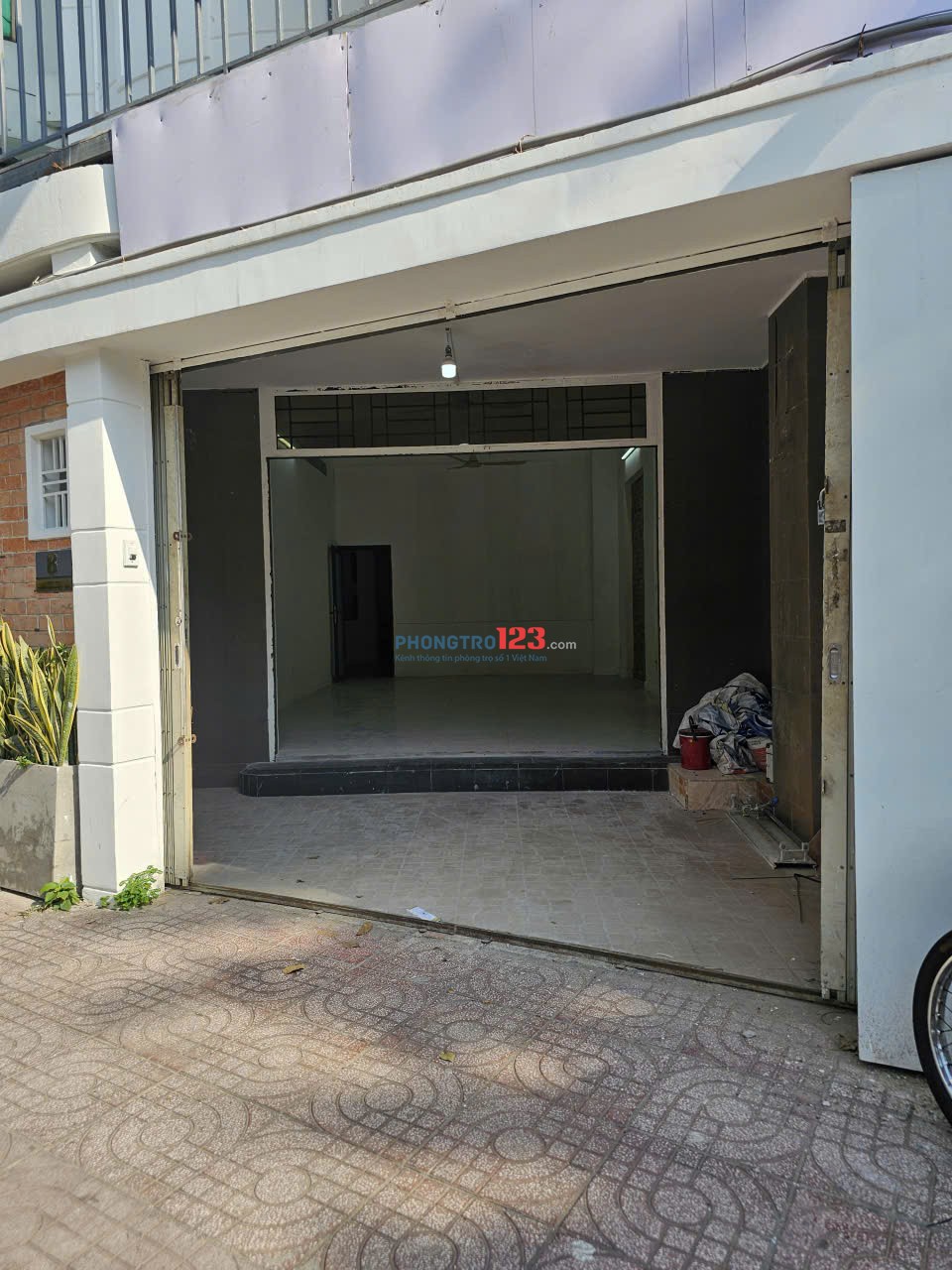 Có mặt bằng 11 triệu ở Phú Nhuận, vị trí khá ngon để mở cửa hàng. 08 Đào Duy Anh, Phú Nhuận