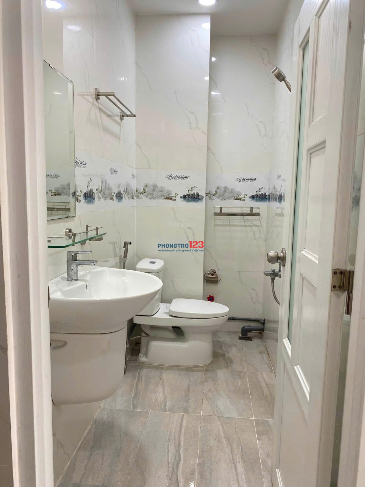 Studio Ban Công Lớn 35m2 - Bàu Cát - Trương Công Định - chỉ 6,5 Triệu