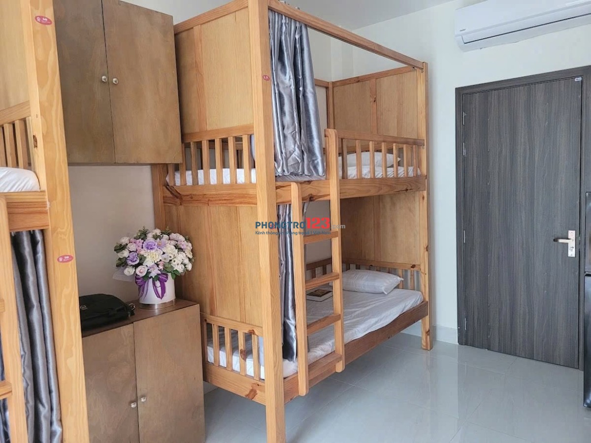 Cho thuê Sleepbox - KTX cao cấp Red Home Linh Xuân, Thủ Đức, ngay ĐHQG, ưu đãi 1tr/tháng.