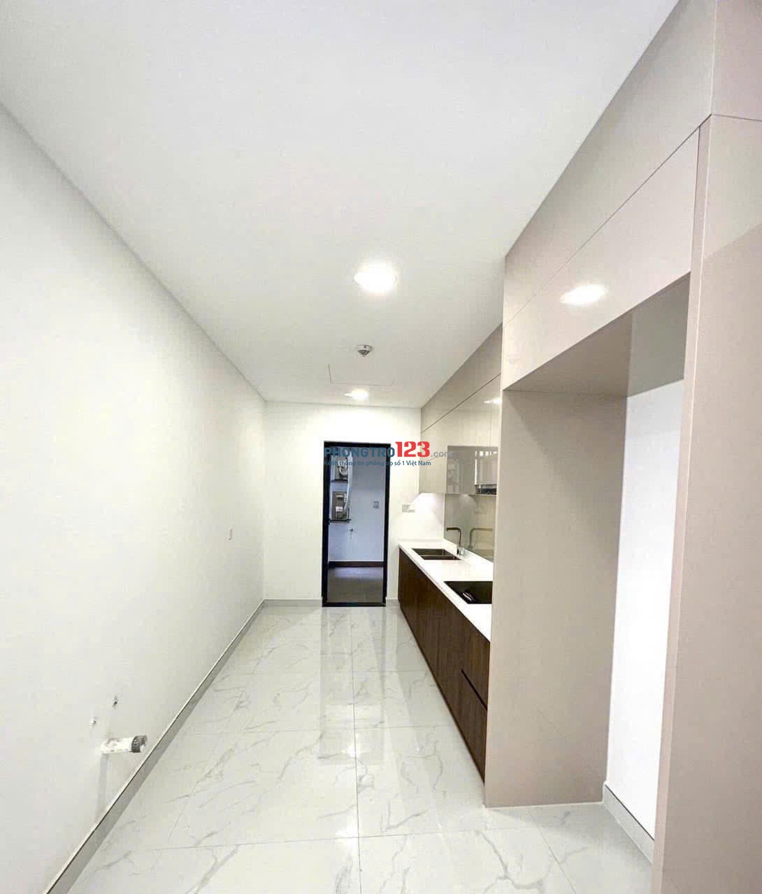 Cho thuê căn hộ 3PN Celadon City giá chỉ 12 triệu/tháng