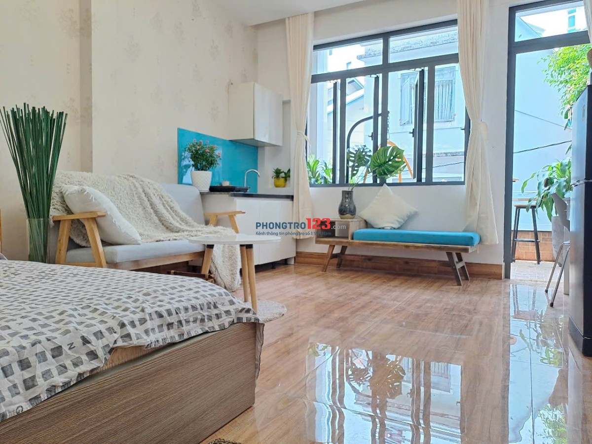 CĂN HỘ FULL NỘI THẤT SIÊU RỘNG CÓ BAN CÔNG CÔNG HOÀNG VĂN THỤ - GẦN ĐH KINH TẾ, ĐH SƯ PHẠM, ...