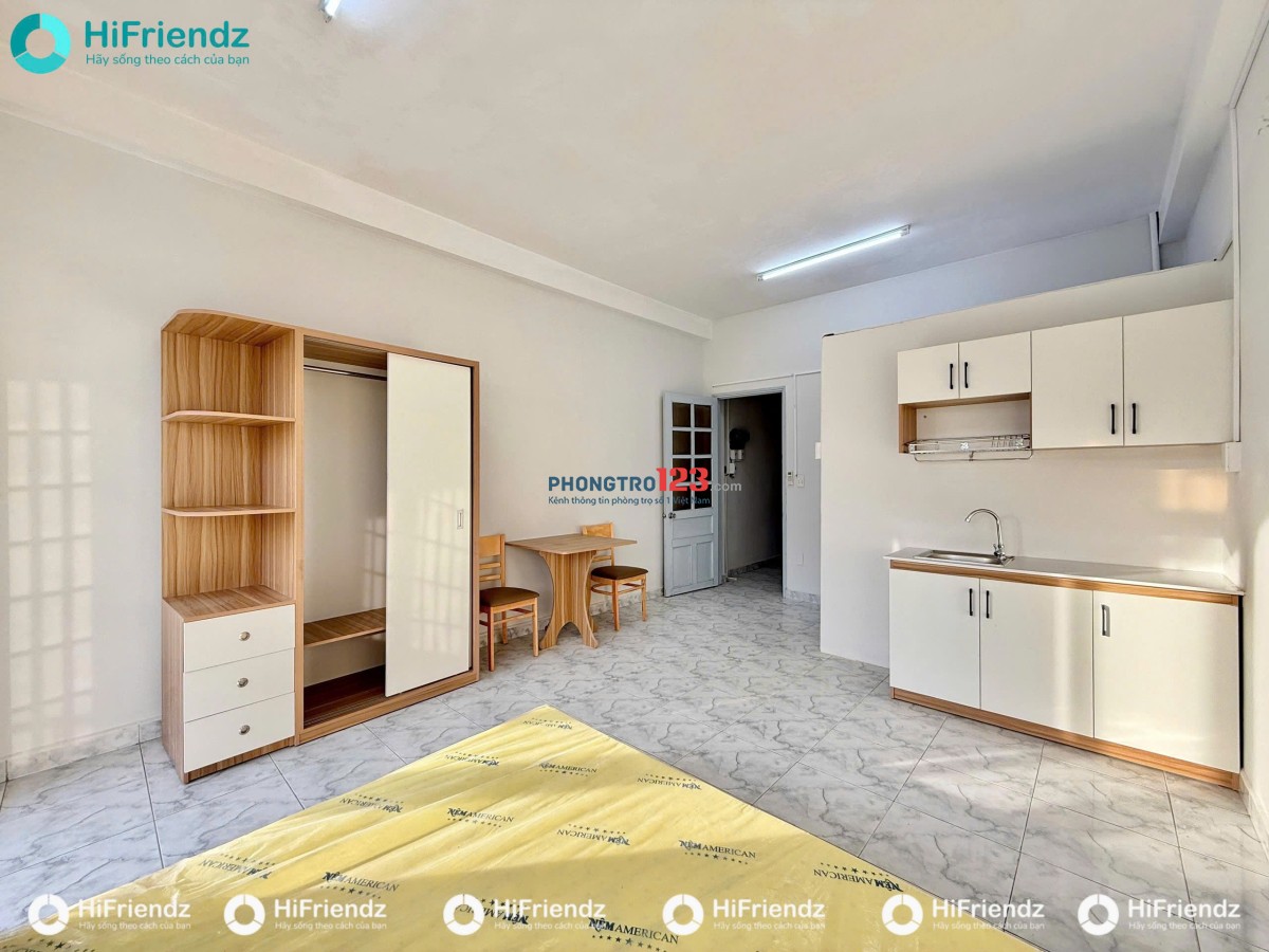 Phòng Ban Công - FULL NT - EWTON - Cộng Hòa - giá chỉ 5 triệu