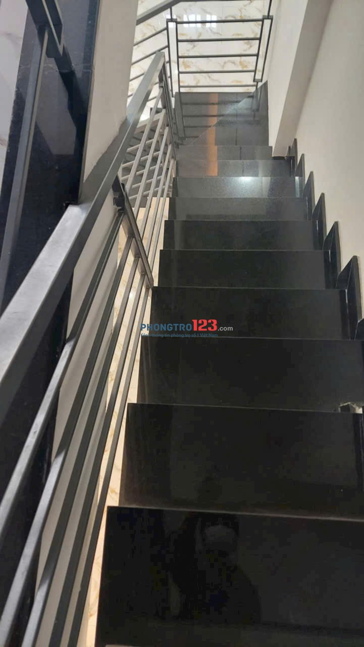 MBKD (43m2)+ 2p ngủ trên lầu đường Cô Giang - P.Cầu Kiệu - giá 14,5tr/tháng