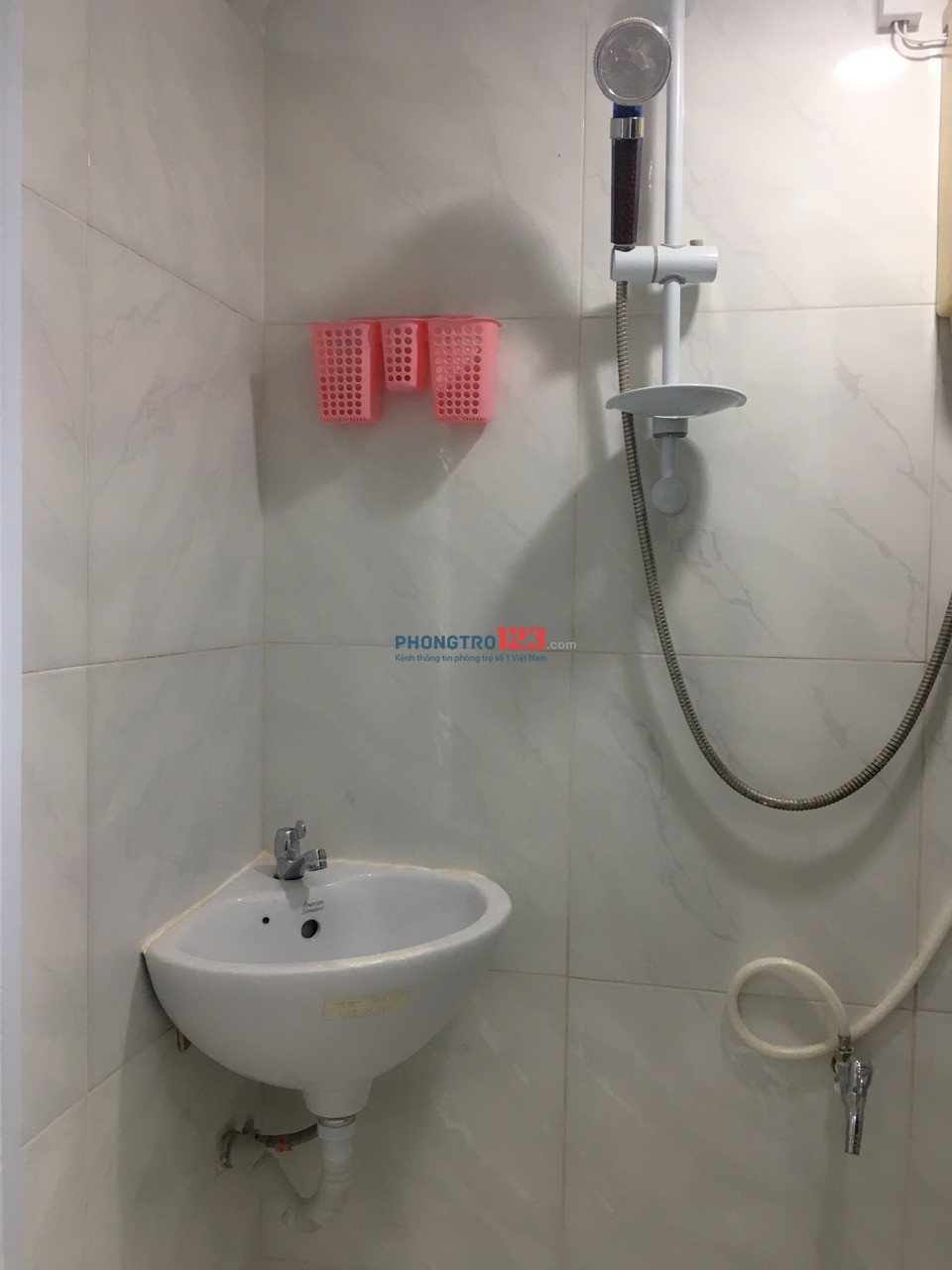 ***PHÒNG Q5 - 25m2 - CÓ GÁC - Y CHANG HÌNH***