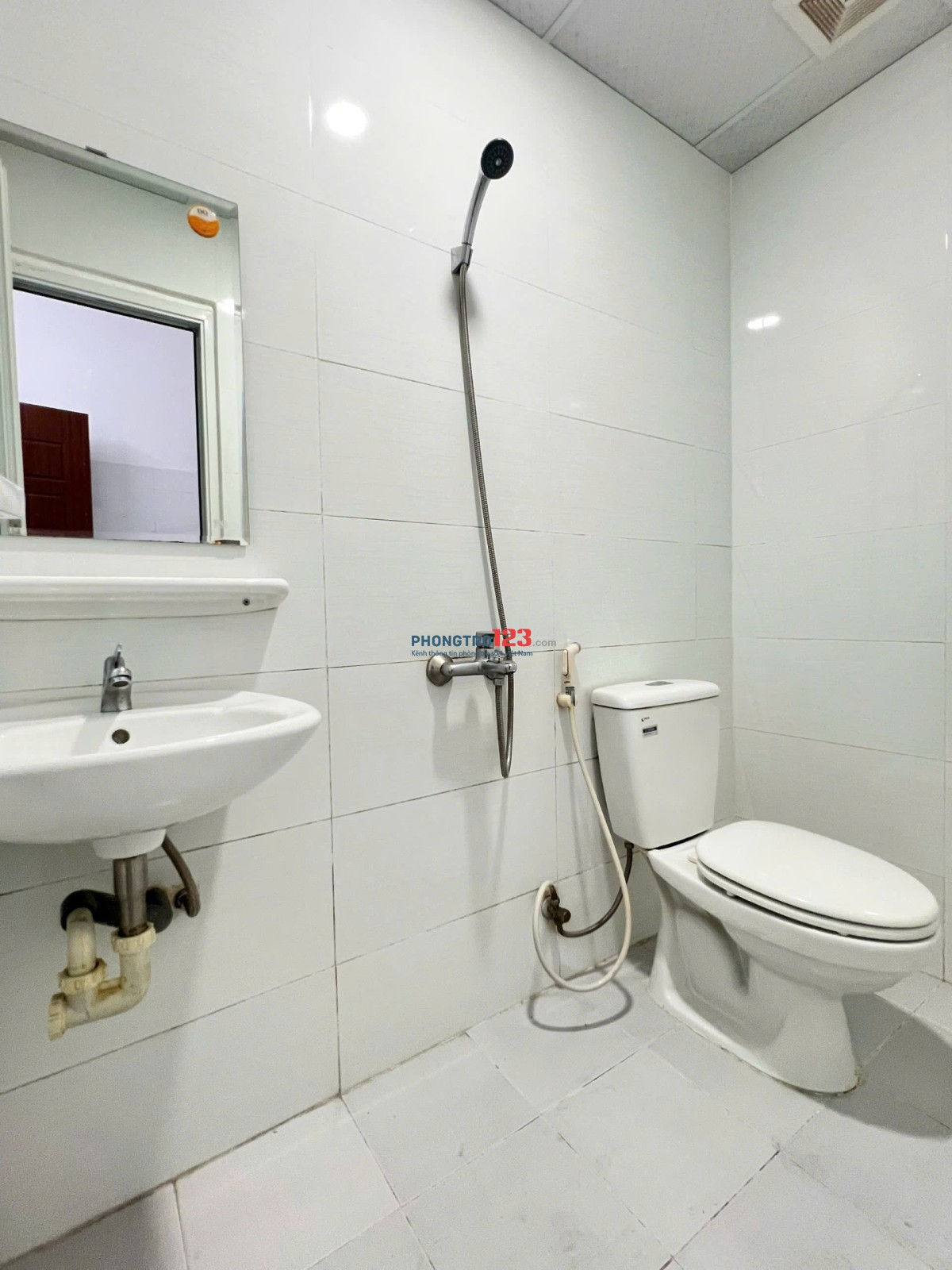 PHÒNG TRỌ CÓ GÁC - BÙI ĐÌNH TÚY BT, GẦN ĐH NGOẠI THƯƠNG, ĐH VĂN LANG, ĐH CÔNG NGHỆ,...
