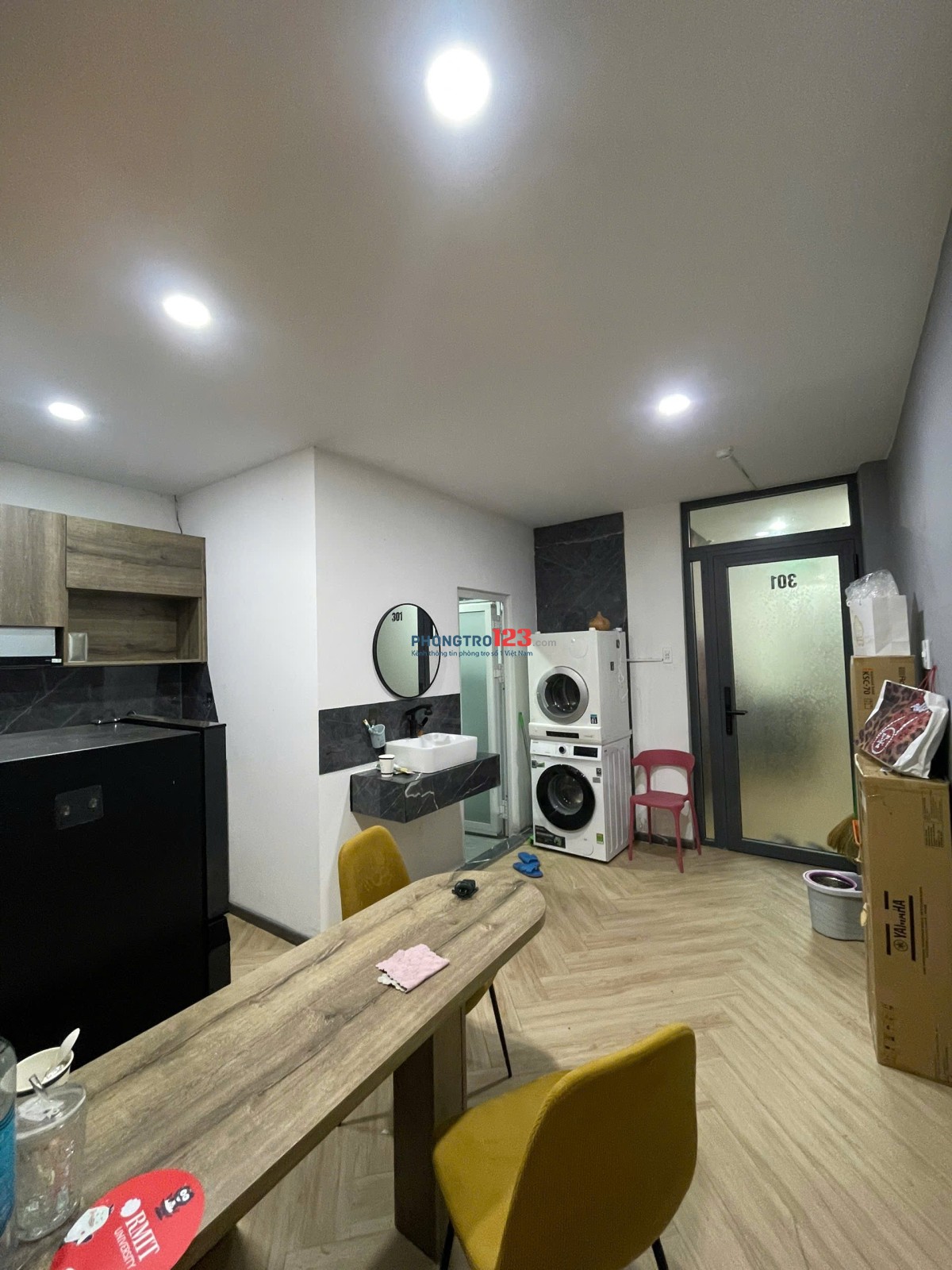 Cho thuê căn hộ Full nội thất cửa sổ 1PN