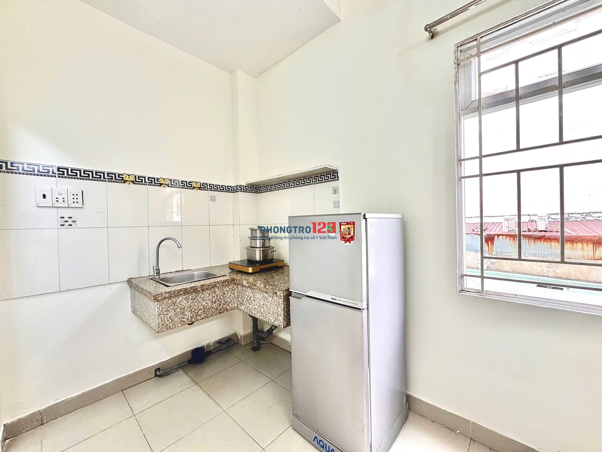 PHÒNG MỚI NGAY DƯỚI CẦU BÌNH LỢI 5' QUA ĐH VĂN LANG