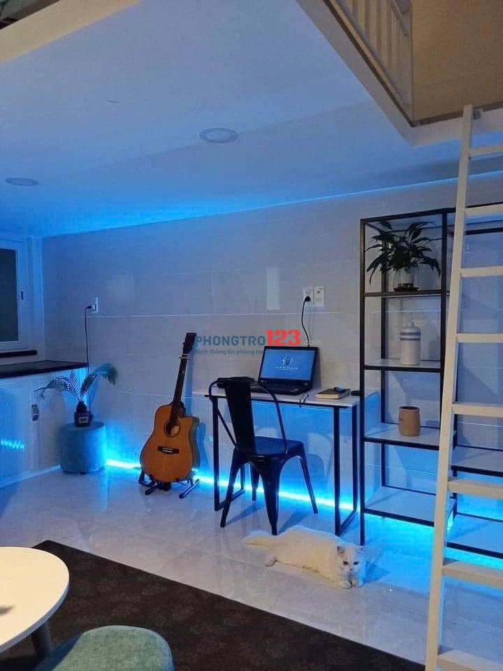  DUPLEX SIÊU RỘNG GIỮA LÒNG QUẬN 1 – PHÓ ĐỨC CHÍNH- Ngay ĐH HOA SEN, VLU CS1