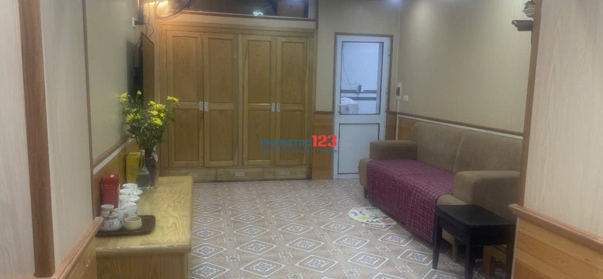 Chính chủ Cho Thuê căn hộ, Đầu Ngõ 41 Đường Trường Chinh
