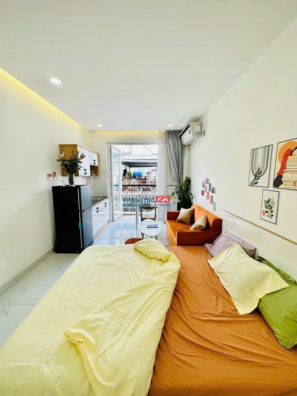 CĂN HỘ FULL NỘI THẤT BAN CÔNG RỘNG - LÊ VĂN SỸ GẦN ĐH VĂN LANG, ĐH MỞ..