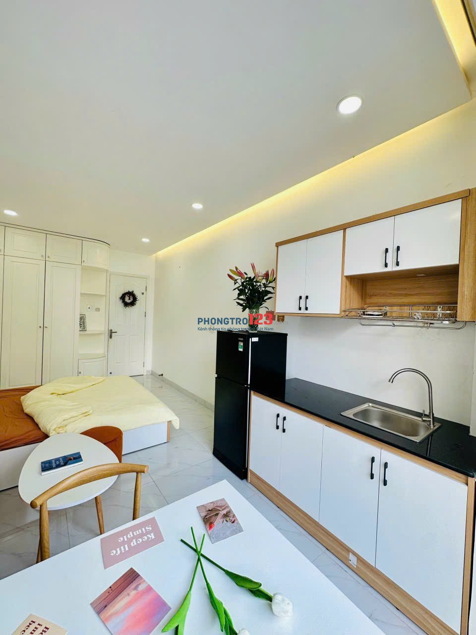 CĂN HỘ FULL NỘI THẤT BAN CÔNG RỘNG - LÊ VĂN SỸ GẦN ĐH VĂN LANG, ĐH MỞ..