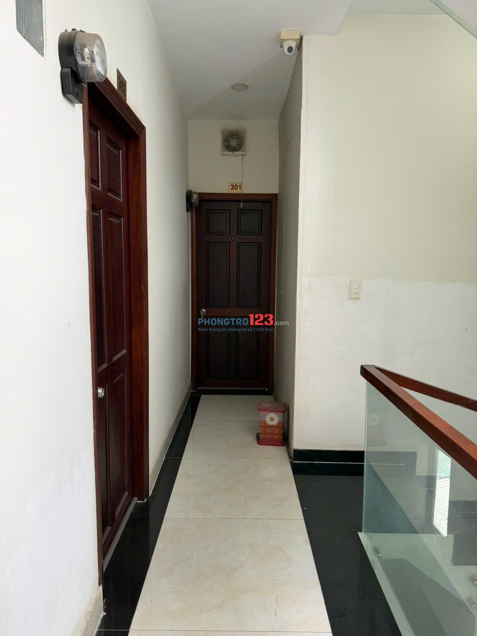 Phòng ban công, cửa sổ, máy lạnh đối diện Emart Phan Văn Trị (Gò Vấp)