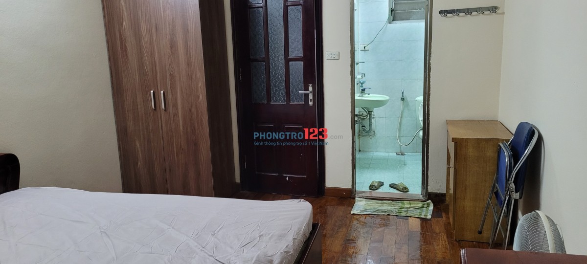 Cho thuê phòng ở nhà riêng 3,5 tầng, giá 2,4 tr/th, ngõ 254D Minh Khai, Hà Nội