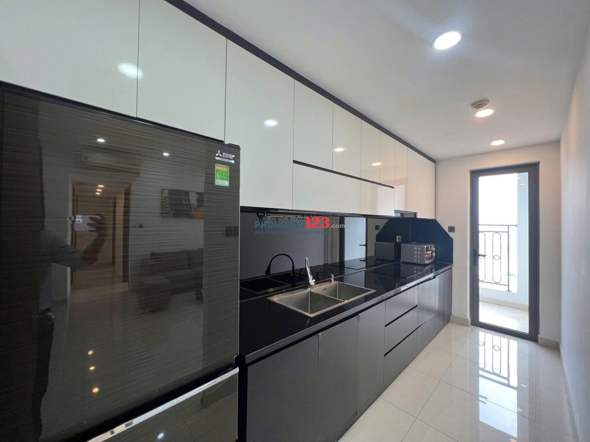 Chung cư Ruby Garden-Cạnh Sân Bay TSN, 3PN 130m2 full nội thất giá 14,5 Triệu/th