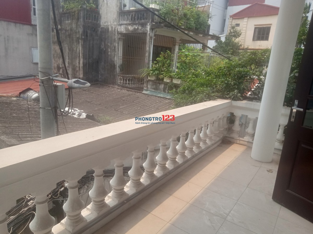 Cho thuê chung cư mini 3 ngủ diện tích 85m2 giá 8 triệu full đồ ở Hoàng Ngân - Thanh Xuân