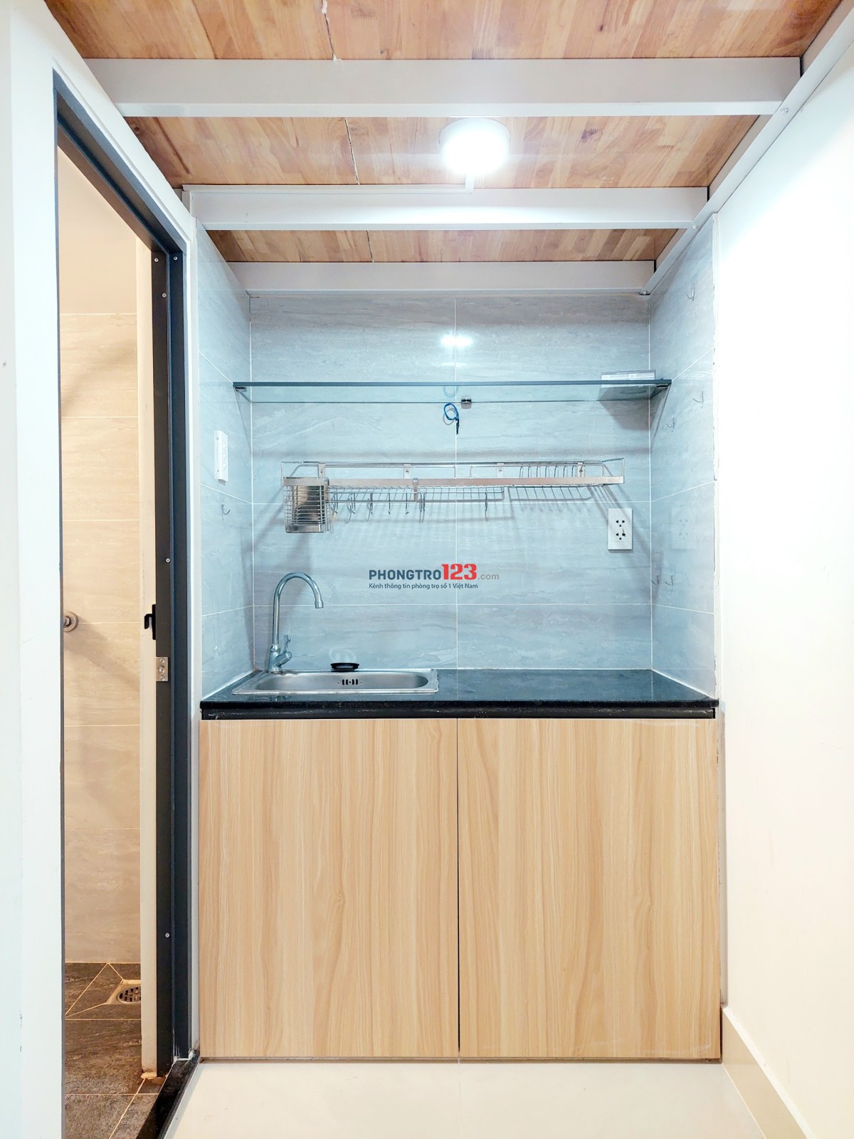 Gác Lửng Mới - NGUYỄN THÁI BÌNH, gần Chợ Hoàng Hoa Thám Tân Bình