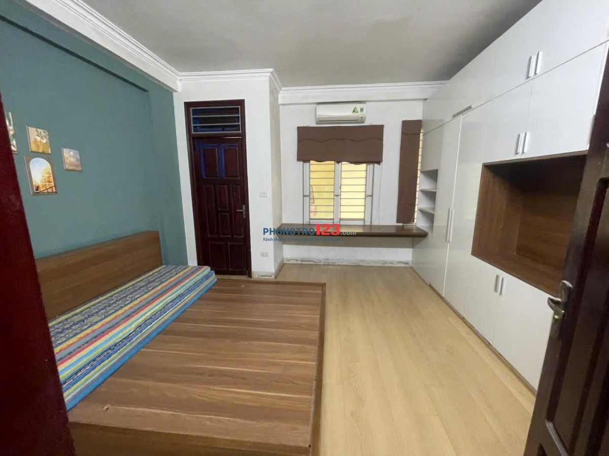 Nhà riêng ngõ phố hoàng mai, nguyễn đức cảnh dt32m2x5t giá 12tr