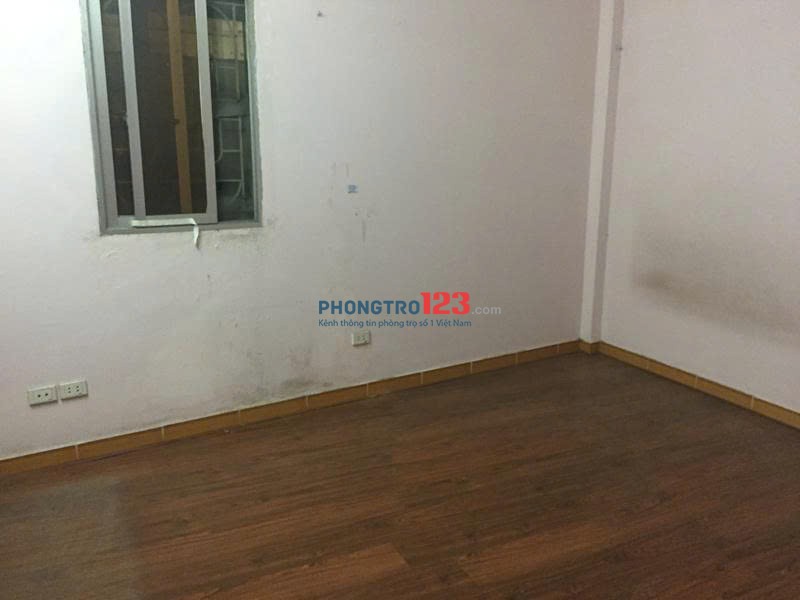 Nhà riêng ngõ 663 trương định gần nam đô dt60m2x3t giá 8tr