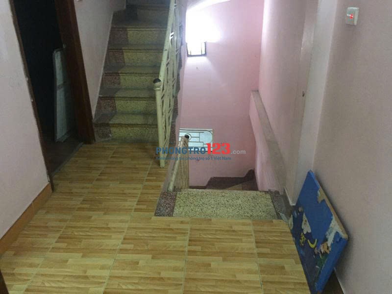 Nhà riêng ngõ 663 trương định gần nam đô dt60m2x3t giá 8tr