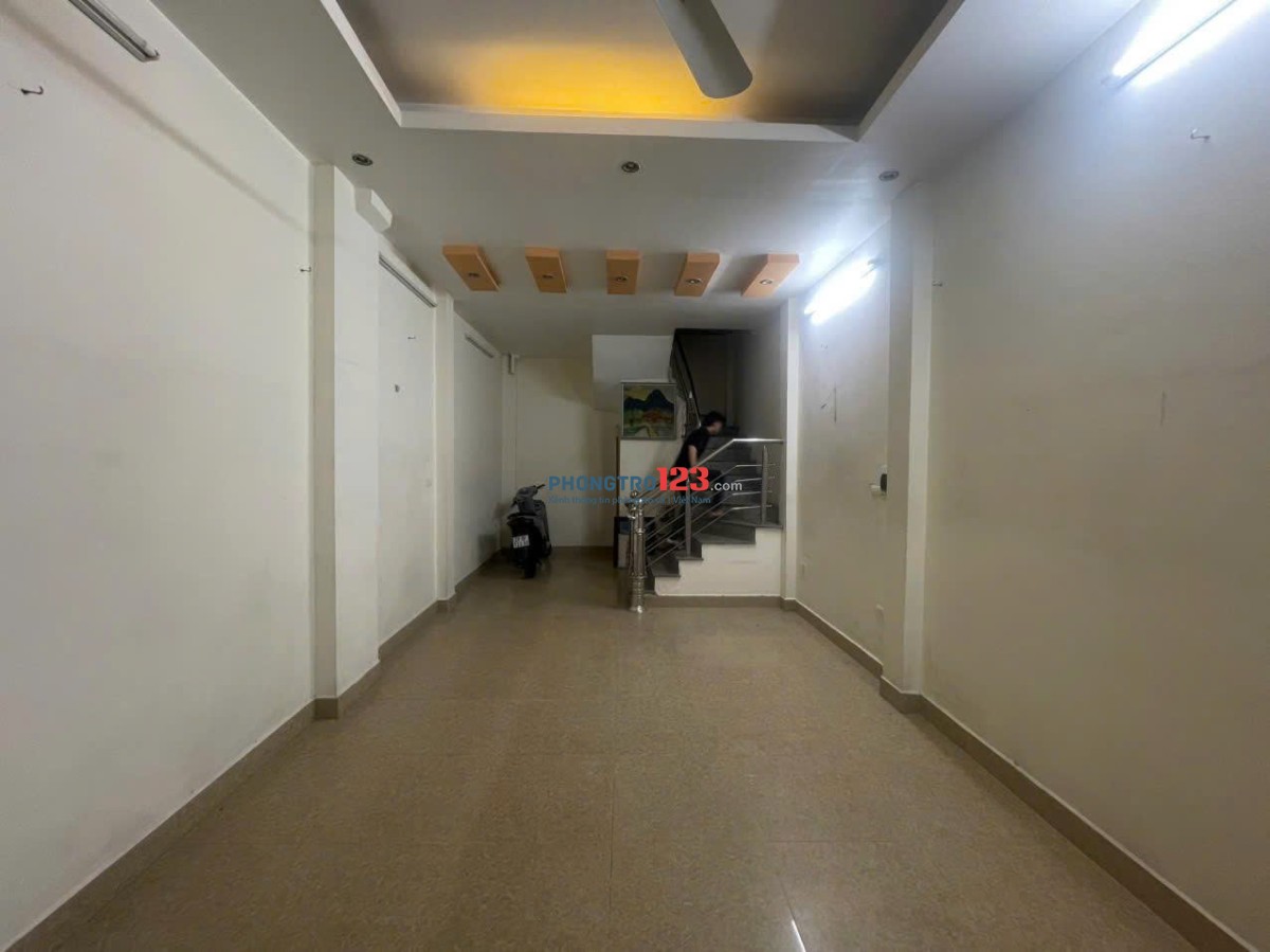Nhà riêng ngõ phố tân mai nguyễn chính dt45m2x4,5t giá 15tr