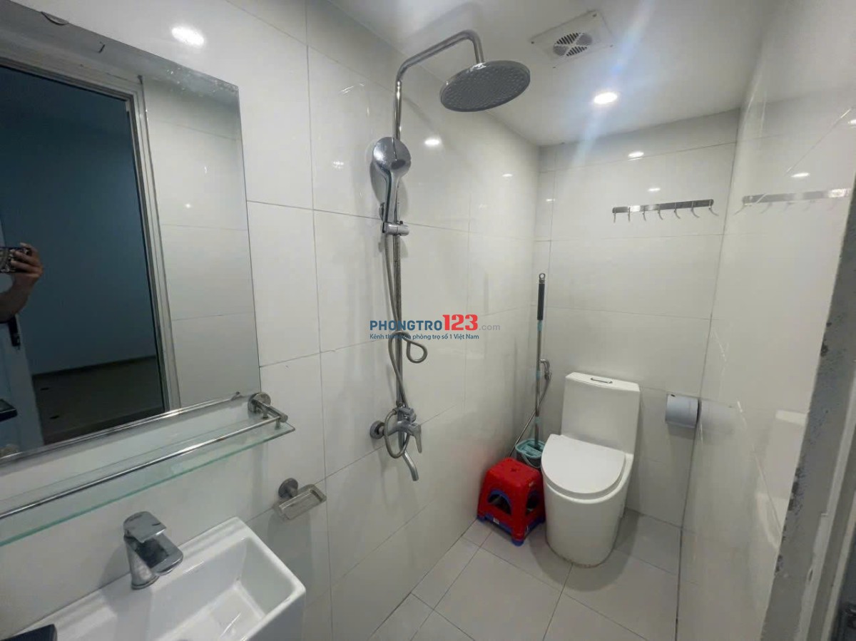 Nhà riêng cấp 4 ngõ 70 phố mai động dt35m2x1 tầng giá 5tr