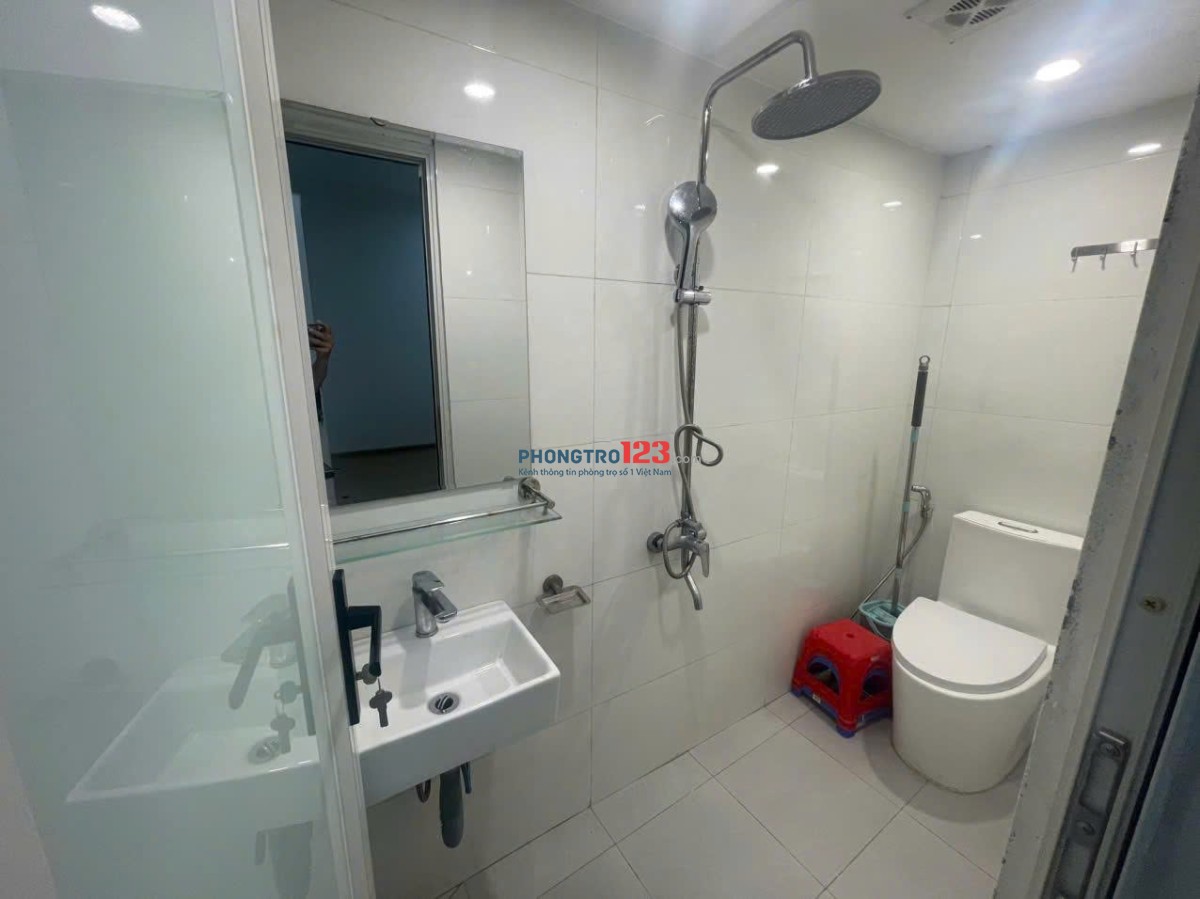 Nhà riêng cấp 4 ngõ 70 phố mai động dt35m2x1 tầng giá 5tr