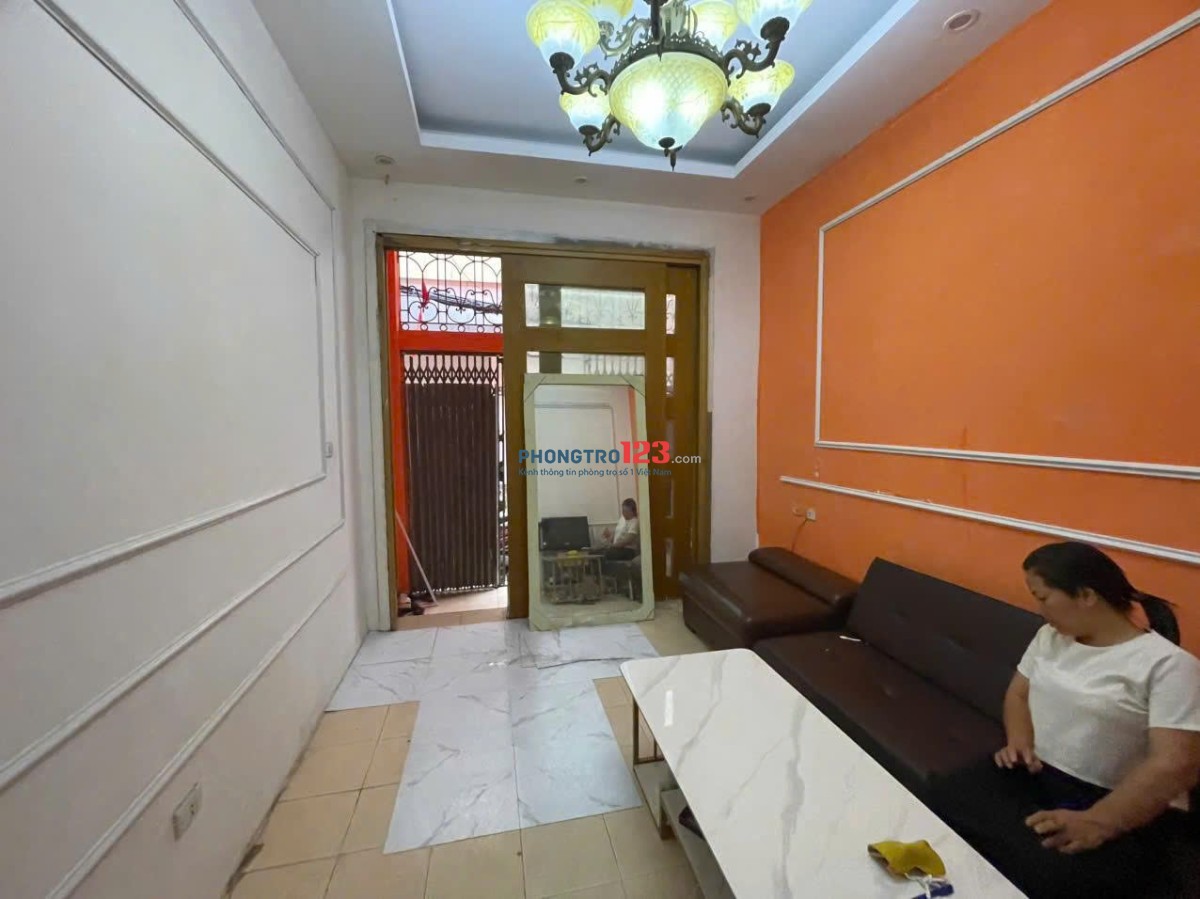 Nhà riêng ngõ 383 trần đại nghĩa dt35m2x3t giá 10tr