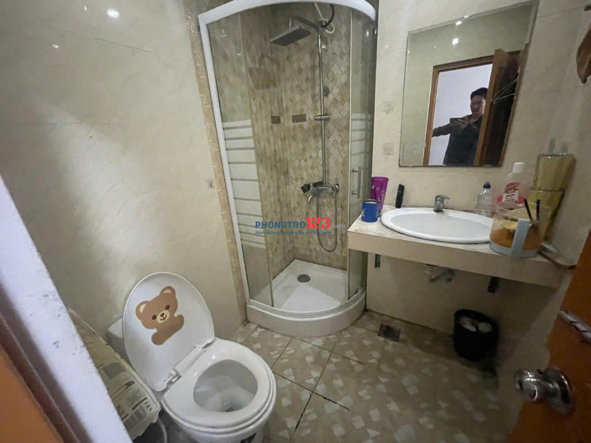 Nhà riêng ngõ phố giáp nhị thinh liệt dt32m2x5t giá 10tr